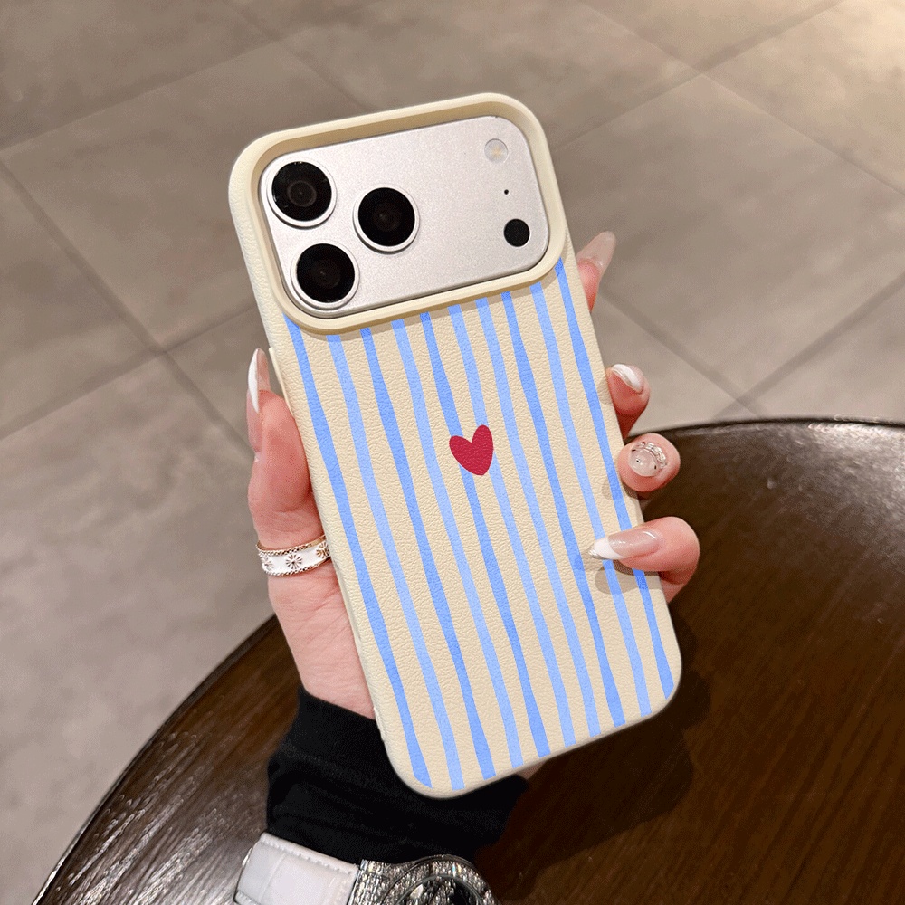 Apple Iphone 15 - Dikey Çizgili Kalp Desenli Telefon Kılıfı