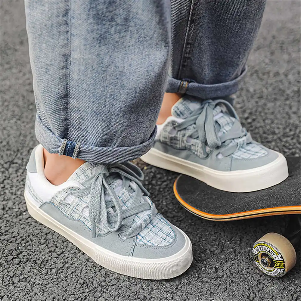 Bağlama ile Hiphop kadın okul  - Luxury Lifestyle Lounge incelemesi ve fiyatı